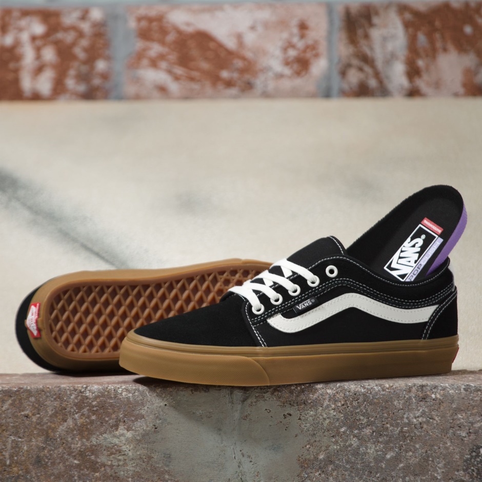 Chukka Low Sidestripe Black-gum Vans